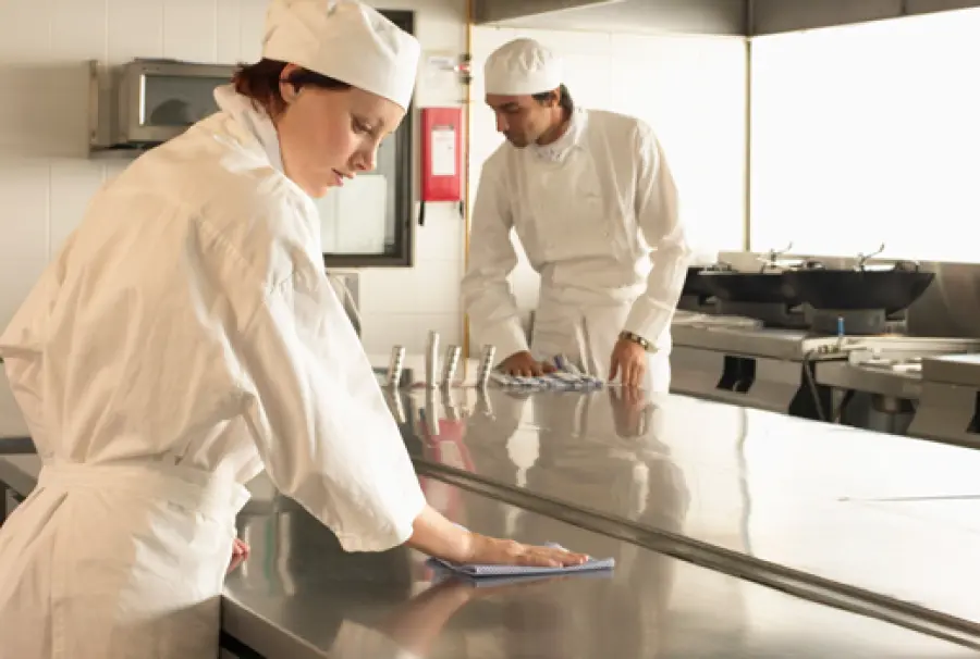 4 semplici modi per mantenere l’igiene in cucina