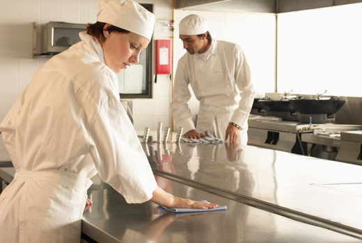 4 semplici modi per mantenere l’igiene in cucina